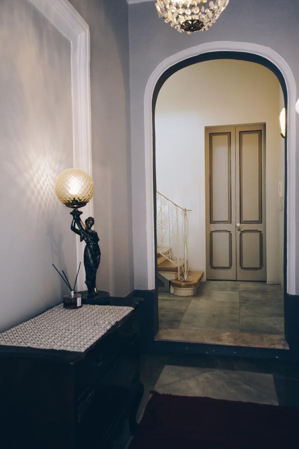 Sally Port سنجليا المظهر الخارجي الصورة
